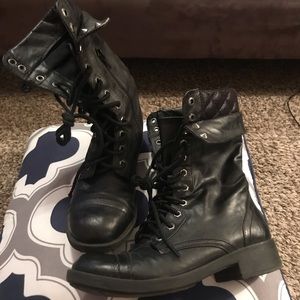 Women’s boots